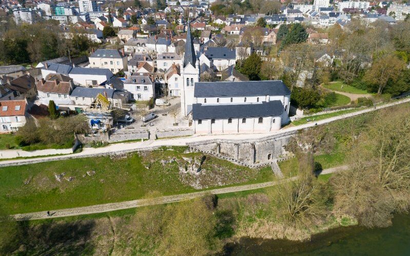 une photo d'un château du Loiret