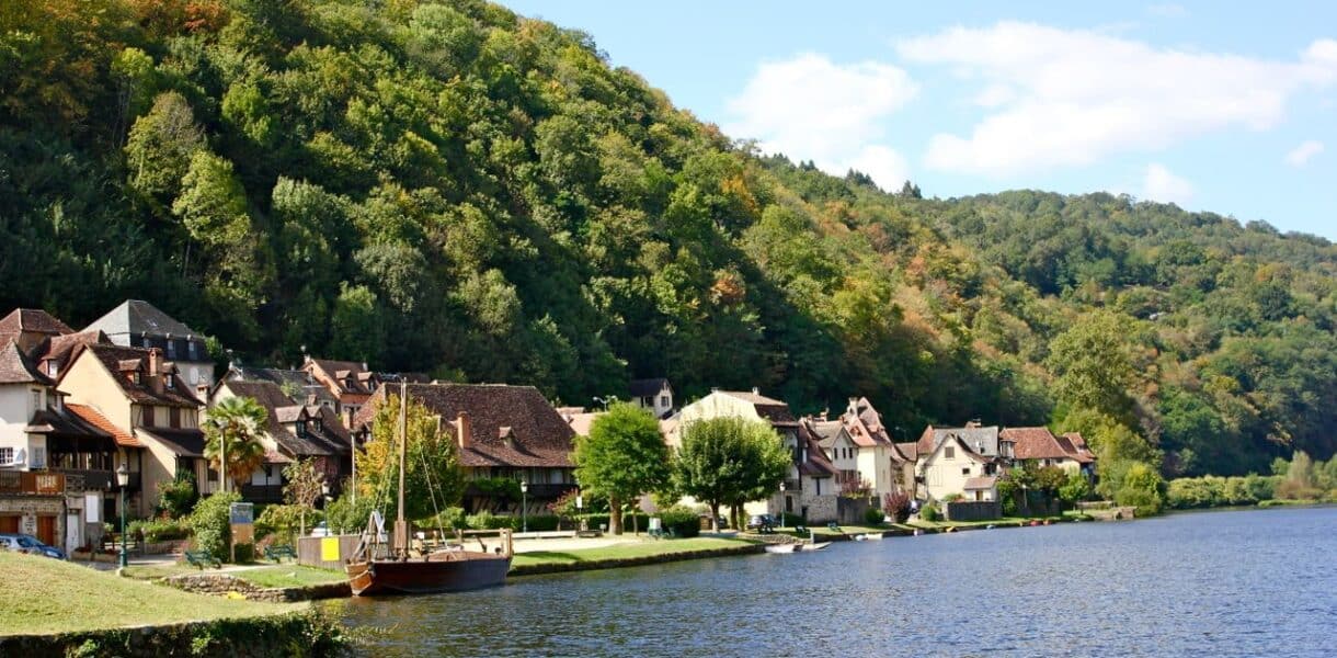 camping dordogne au bord de l'eau