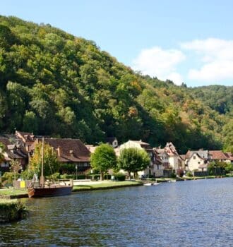 camping dordogne au bord de l'eau
